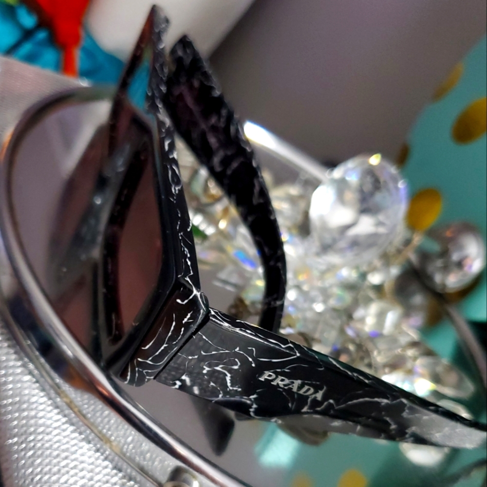 Prada sunglasses spr 06y